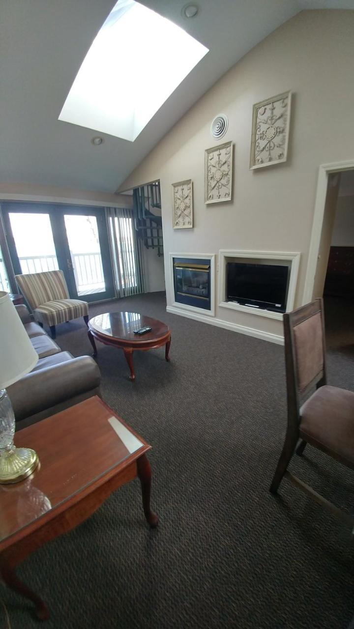 Snug Harbor Inn 斯特金贝 外观 照片